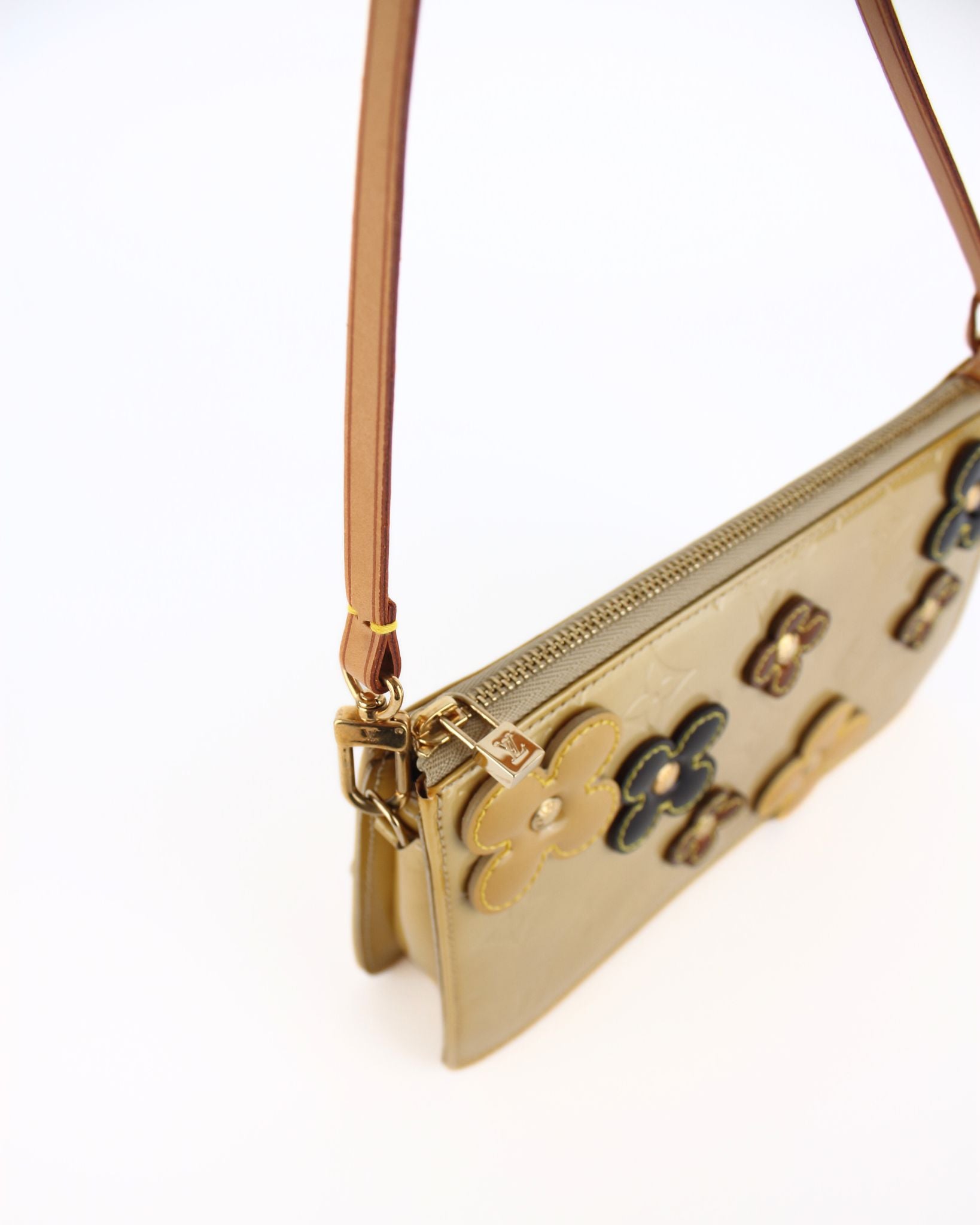 Limited Edition 2000s Vernis Lexington Fleurs Pochette