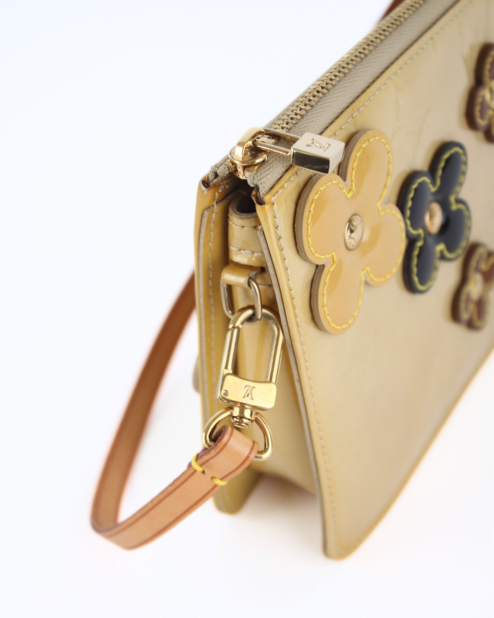 Limited Edition 2000s Vernis Lexington Fleurs Pochette