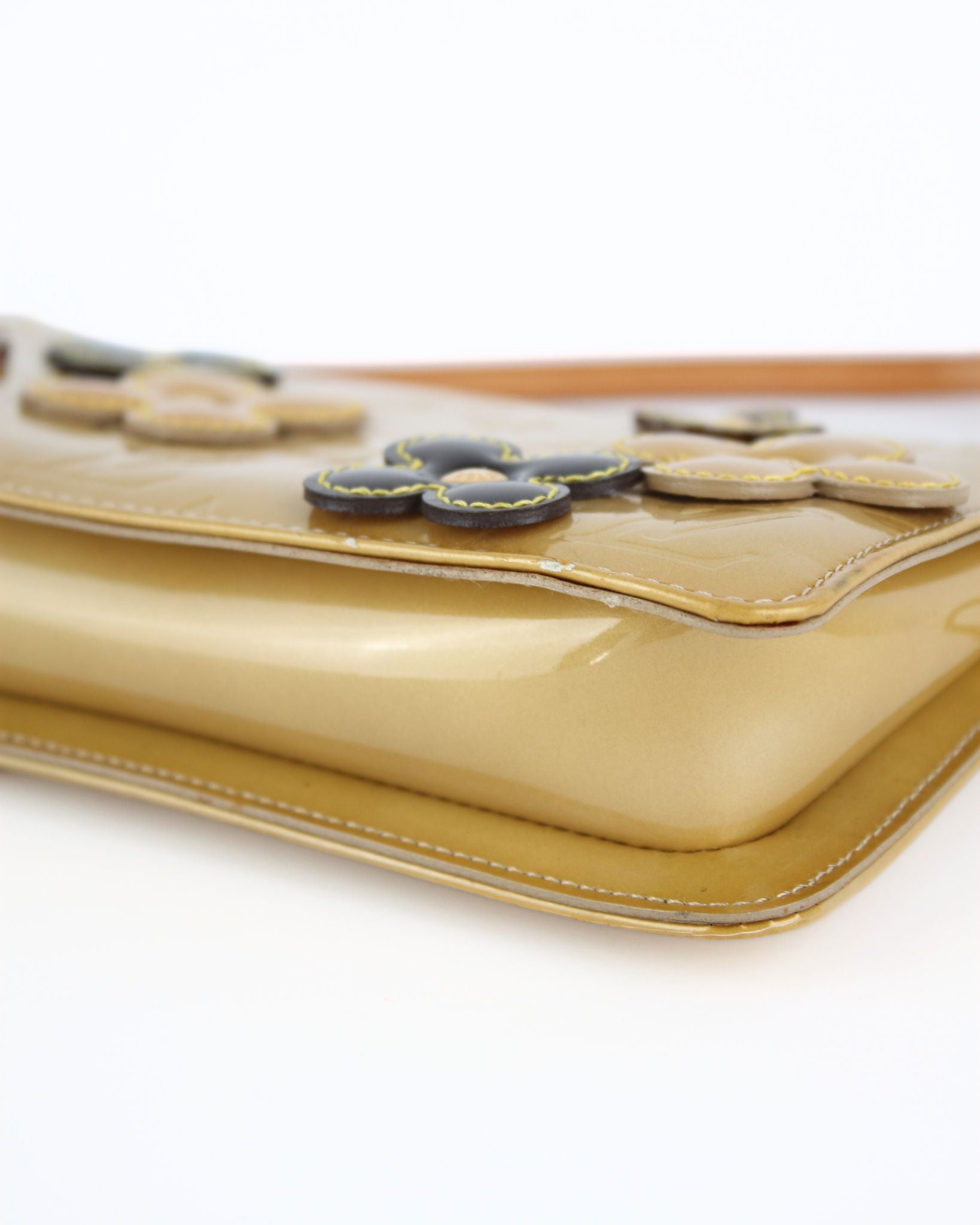 Limited Edition 2000s Vernis Lexington Fleurs Pochette