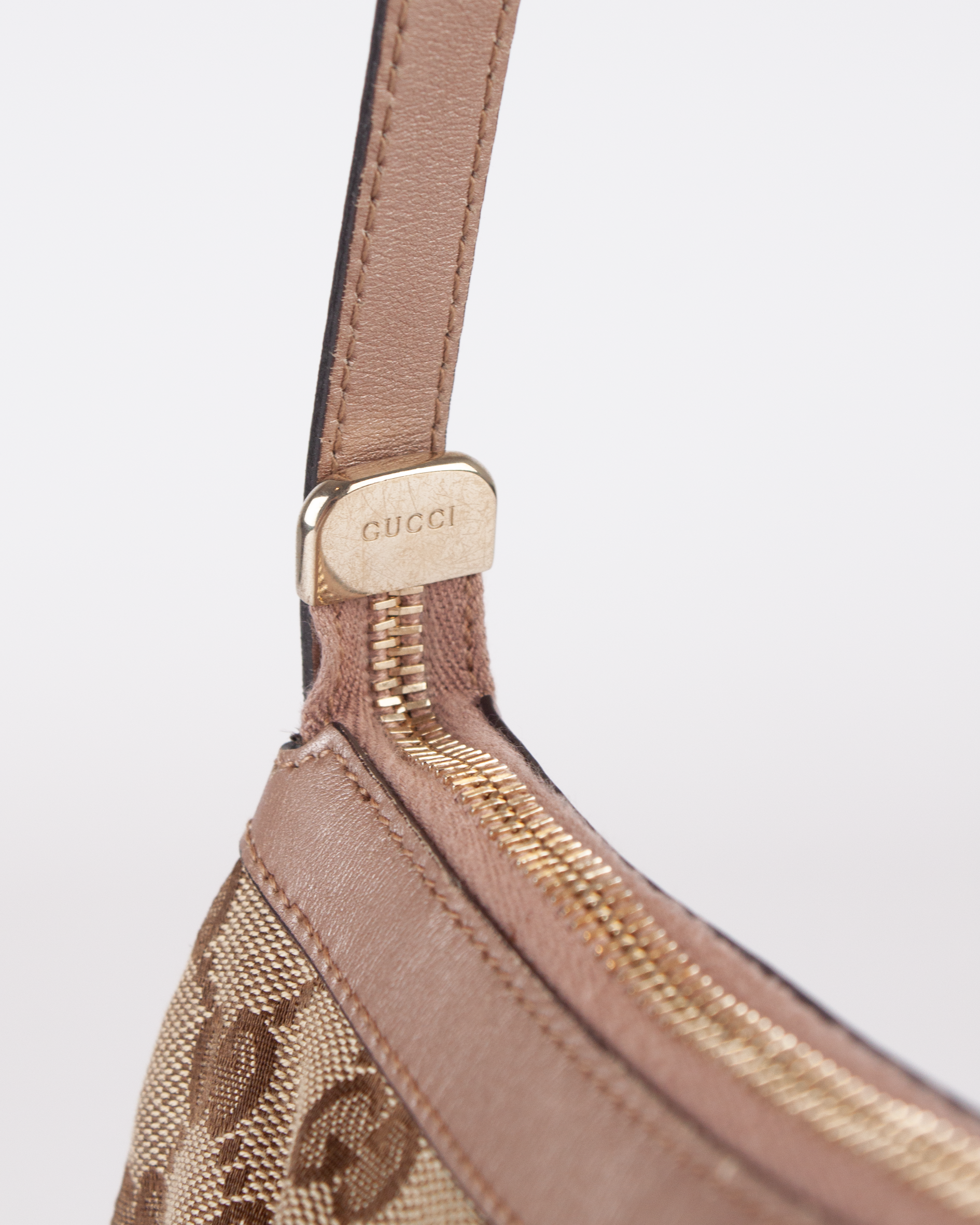 GG Accessoires Pochette Shoulder Bag