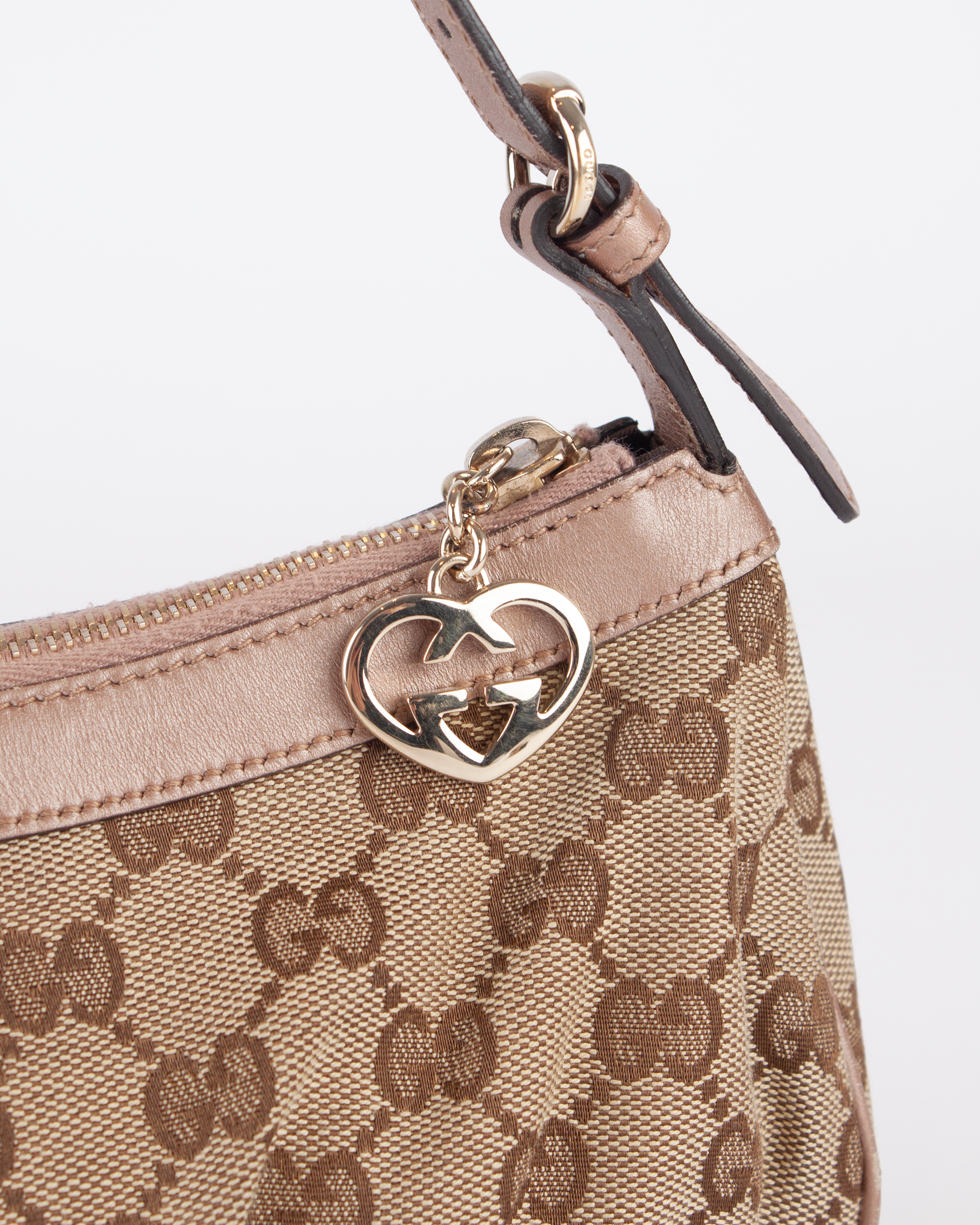 GG Accessoires Pochette Shoulder Bag