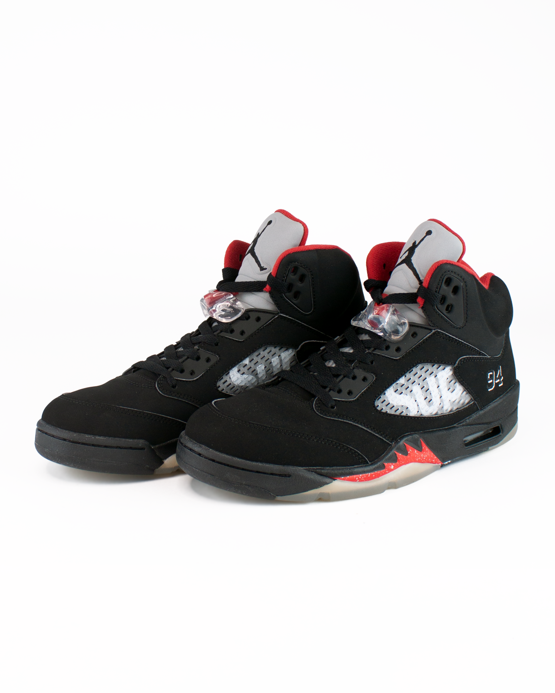 Air Jordan 5 Retro x Supreme